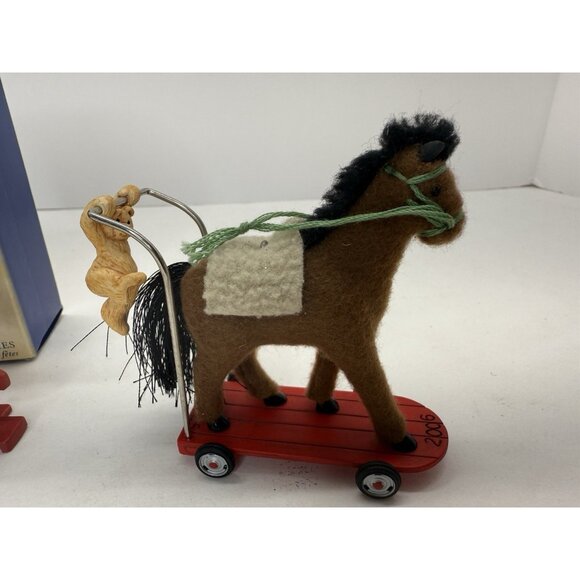 2 Hallmark Ornaments A Pony For Christmas #8 And #9 In Series 2005 2006 - Picture 2 of 11